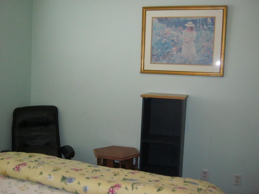 Kelowna Okanagan Lake Hostel חדר תמונה
