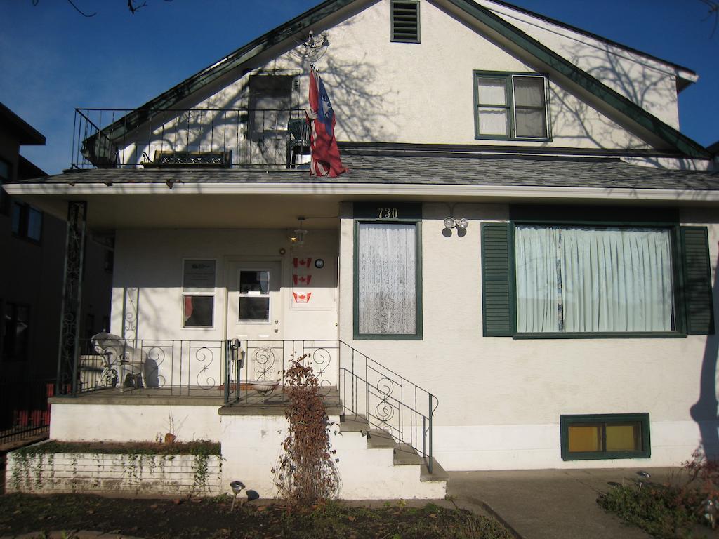 Kelowna Okanagan Lake Hostel מראה חיצוני תמונה
