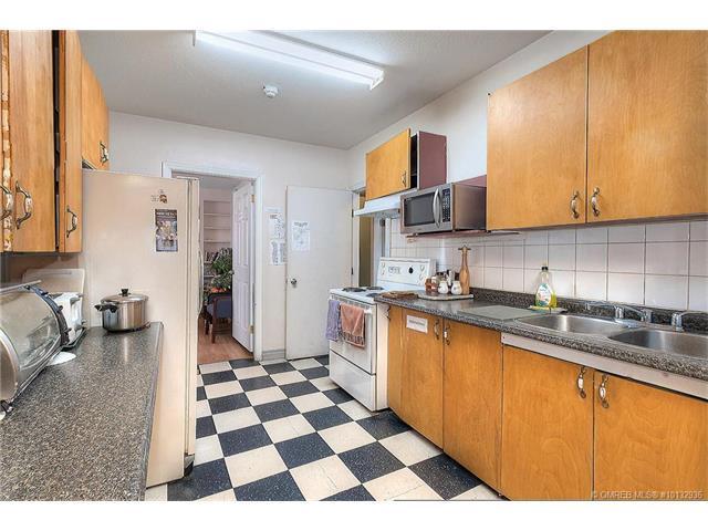 Kelowna Okanagan Lake Hostel מראה חיצוני תמונה